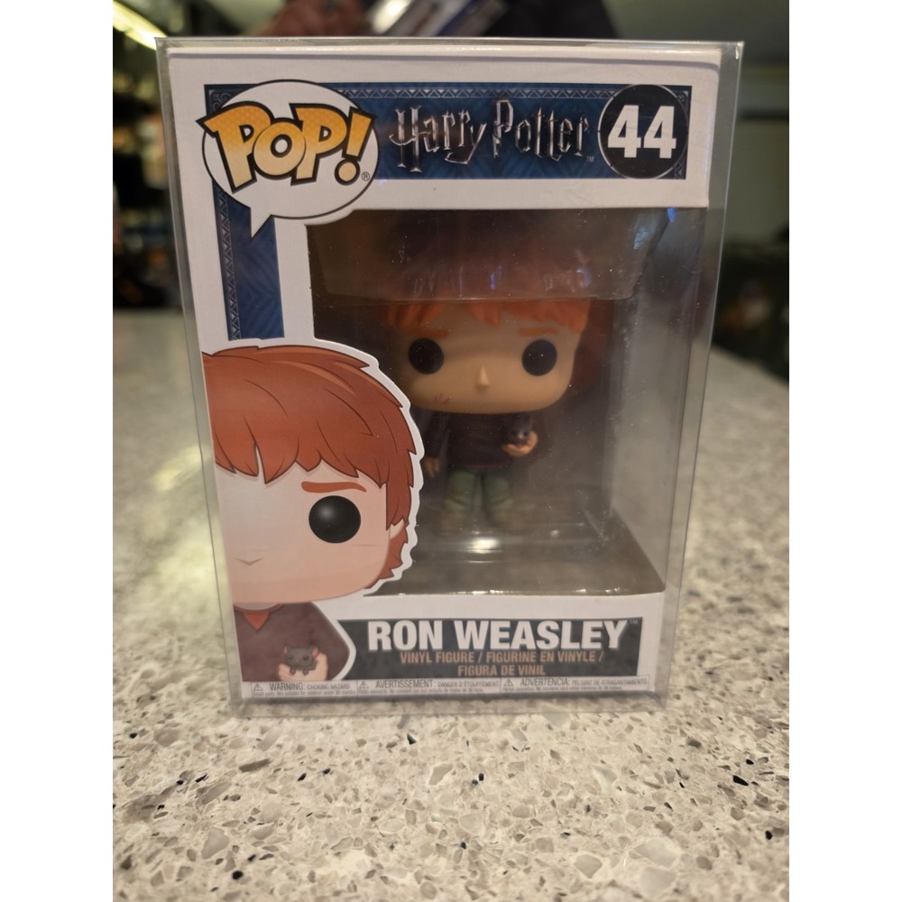 Funko POP! Harry Potter Ron Weasley with Scabbers #44 Vinyl Figure